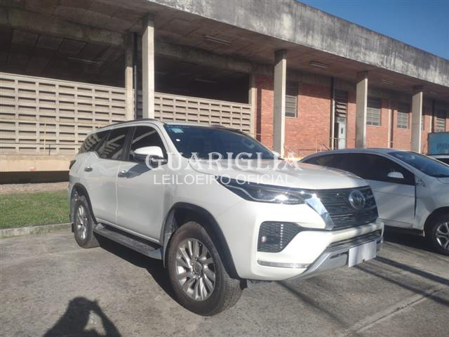 TOYOTA SW4 2.8 D-4D TURBO DIESEL SRX 7L 4X4 AUTOMÁTICO 2022