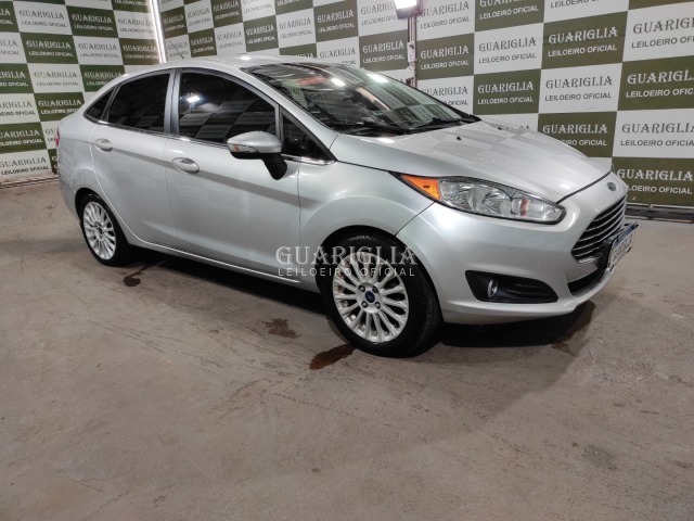 FORD FIESTA 1.6 TITANIUM 16V FLEX POWERSHIFT 2014