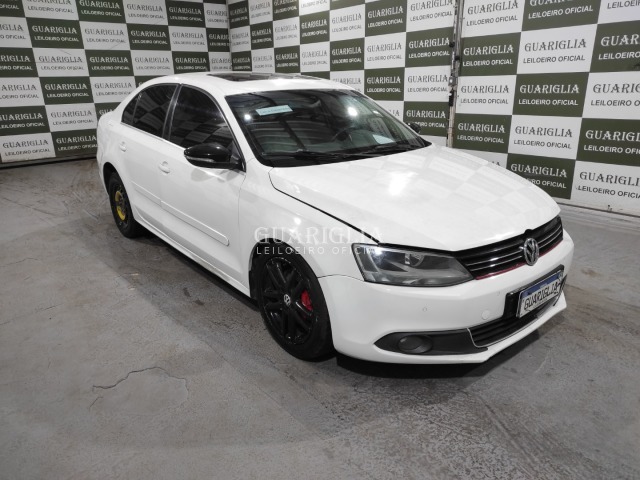 VOLKSWAGEN JETTA 2.0 TSI HIGHLINE 200CV GASOLINA AUT 2013