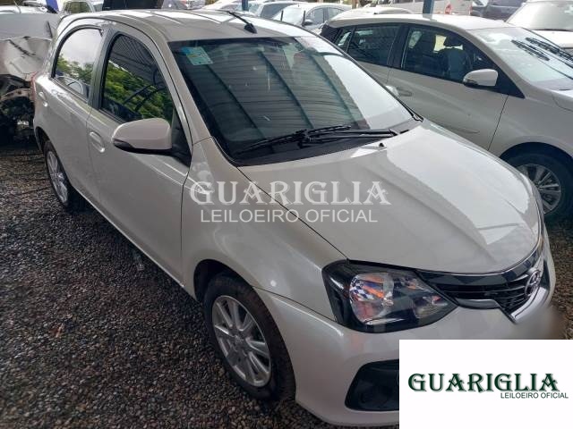 TOYOTA ETIOS X PLUS AT 1.5 16V 2020