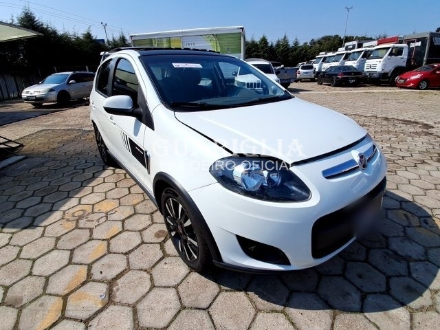 FIAT PALIO SPORTING 1.6 2015