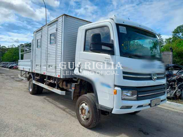 VOLKSWAGEN 11.180 DELIVERY 4X2 2023